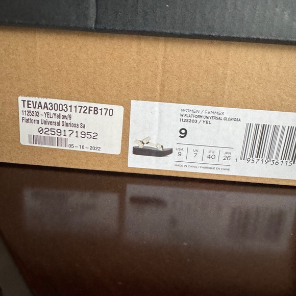 Teva Floral Strap Sandals - Black and Yellow - Picture 3 of 5